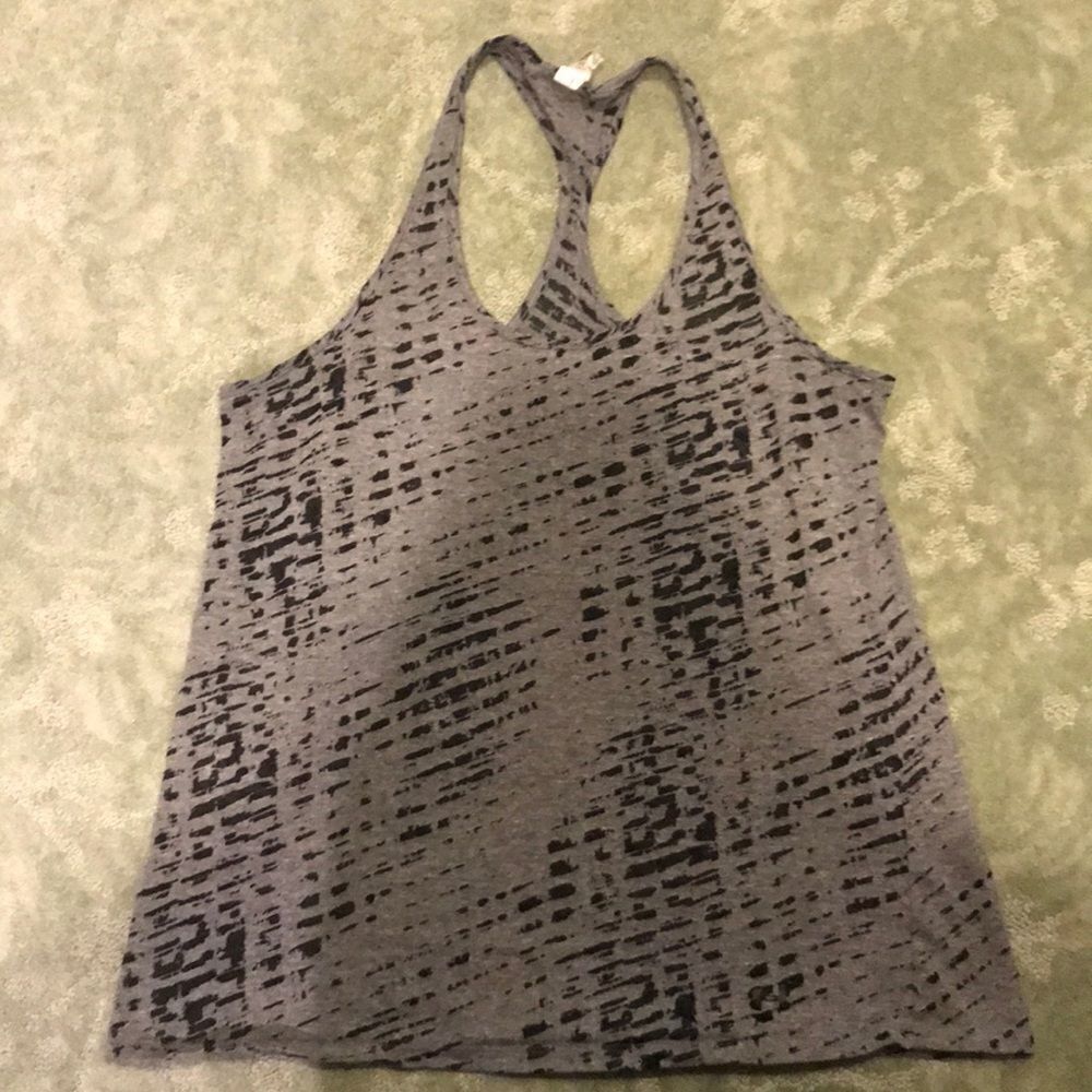 Under Armour Tank Top - Picture 2 of 4